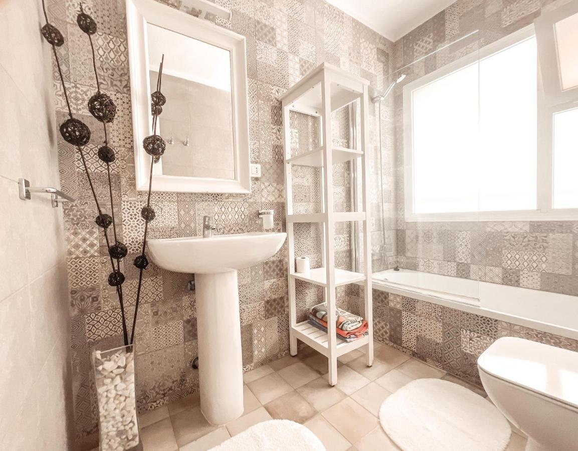 Villa Julia, First Line, 3 Bedrooms, Stunning Ocean View, Pool In 칼라오살바헤 외부 사진