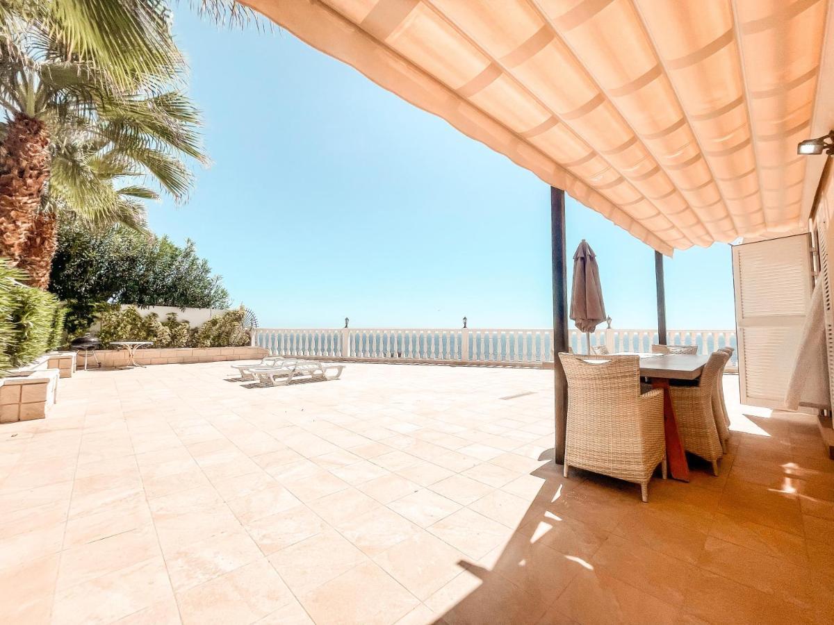 Villa Julia, First Line, 3 Bedrooms, Stunning Ocean View, Pool In 칼라오살바헤 외부 사진