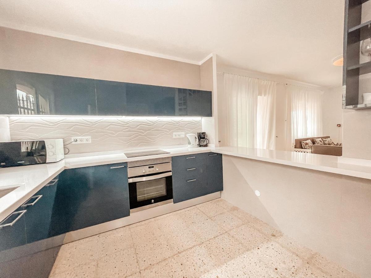 Villa Julia, First Line, 3 Bedrooms, Stunning Ocean View, Pool In 칼라오살바헤 외부 사진